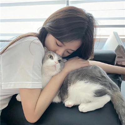 走出监狱的女人